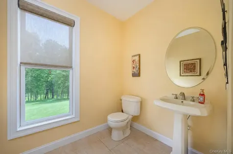 12 Nichris Lane Staatsburg NY 12580