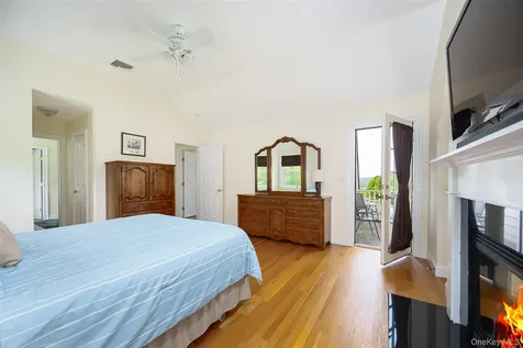 12 Nichris Lane Staatsburg NY 12580