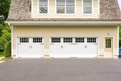 12 Nichris Lane Staatsburg NY 12580