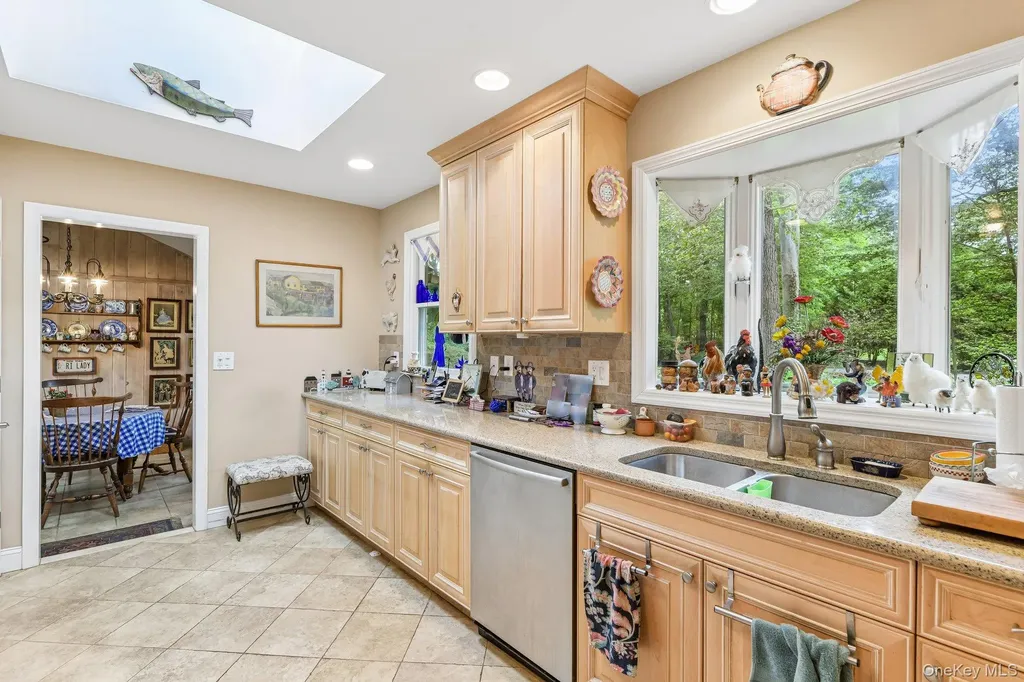 47 Mayfair Drive Huntington NY 11743