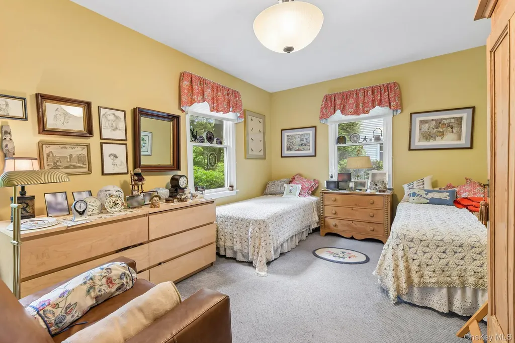 47 Mayfair Drive Huntington NY 11743