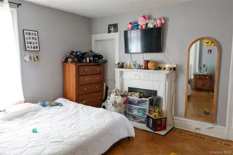 111 Wurts Street Kingston NY 12401