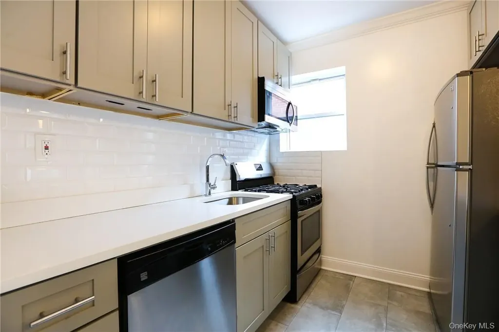196 Martine Avenue White Plains NY 10601
