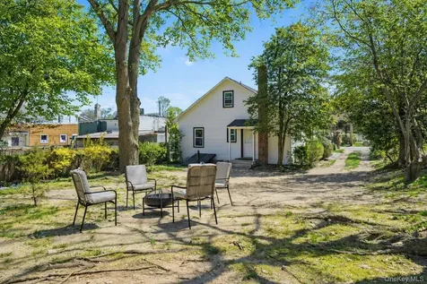 1550 Main Road Riverhead NY 11901