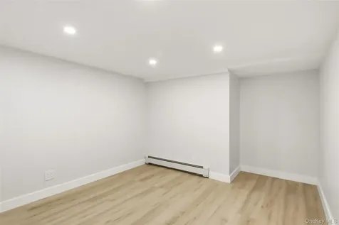 109 Nassau Drive Albertson NY 11507