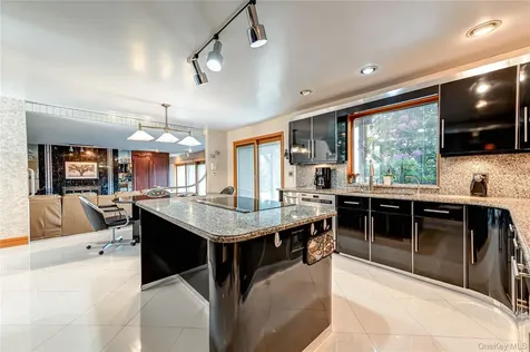 164 W Islip Road West Islip NY 11795