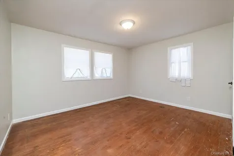 27 New Avenue Wyandanch NY 11798