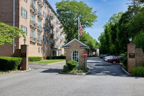 2 Consulate Drive Tuckahoe NY 10707