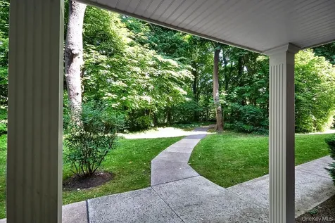 2 Consulate Drive Tuckahoe NY 10707