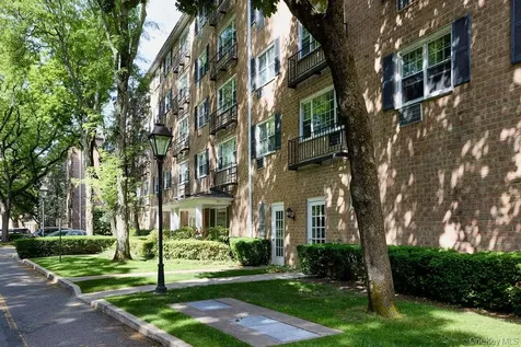 2 Consulate Drive Tuckahoe NY 10707