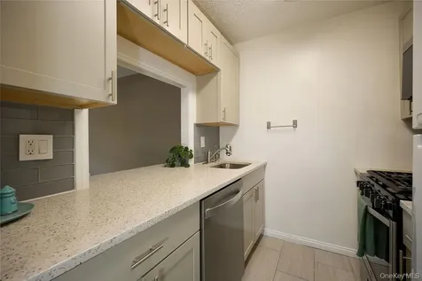 2 Consulate Drive Tuckahoe NY 10707