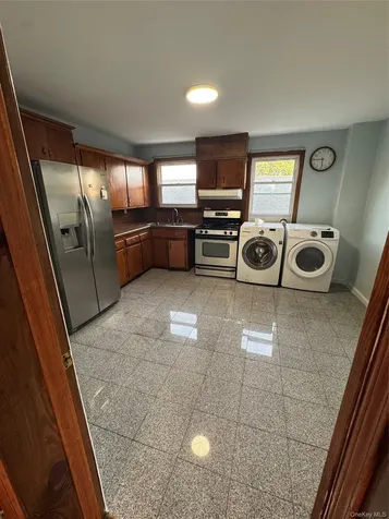 65 Hunts Bridge Road Yonkers NY 10704