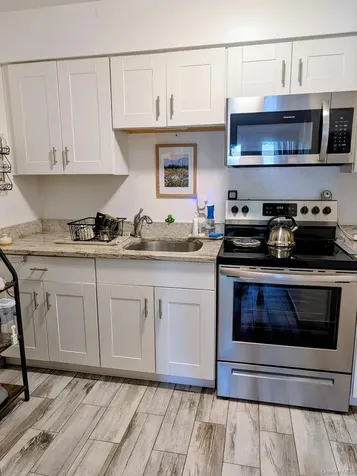17 Hastings Court Jefferson Valley NY 10598