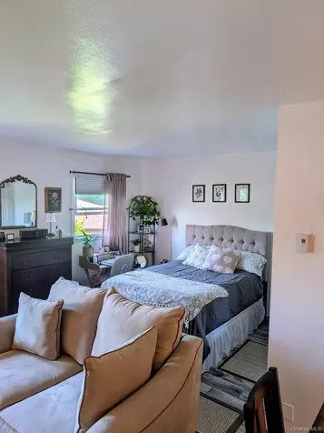 17 Hastings Court Jefferson Valley NY 10598