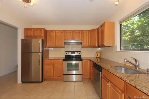 246 Heritage Hills Drive Somers NY 10589