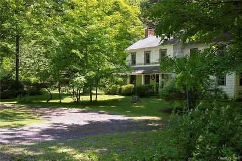 50 Mill Road Cold Spring NY 10516