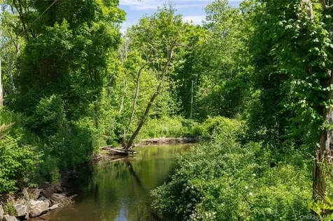 50 Mill Road Cold Spring NY 10516
