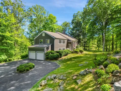 95 Hickory Kingdom Road Bedford NY 10506