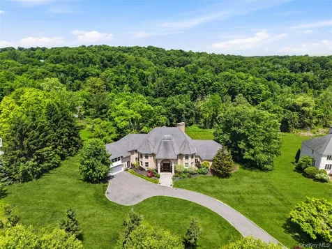 4 Fawn Lane Armonk NY 10504