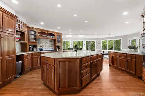 4 Fawn Lane Armonk NY 10504