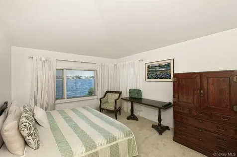 69 Ocean Avenue Massapequa NY 11758