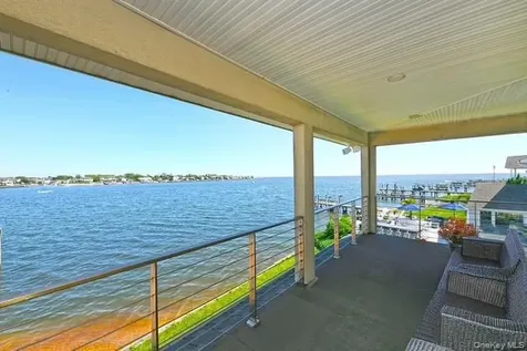 69 Ocean Avenue Massapequa NY 11758