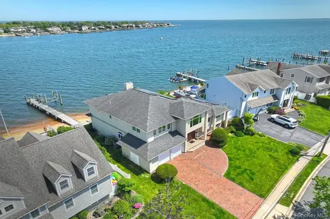 69 Ocean Avenue Massapequa NY 11758