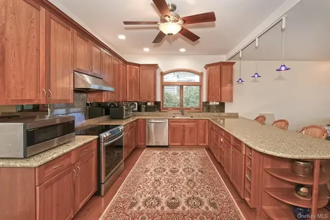 69 Ocean Avenue Massapequa NY 11758