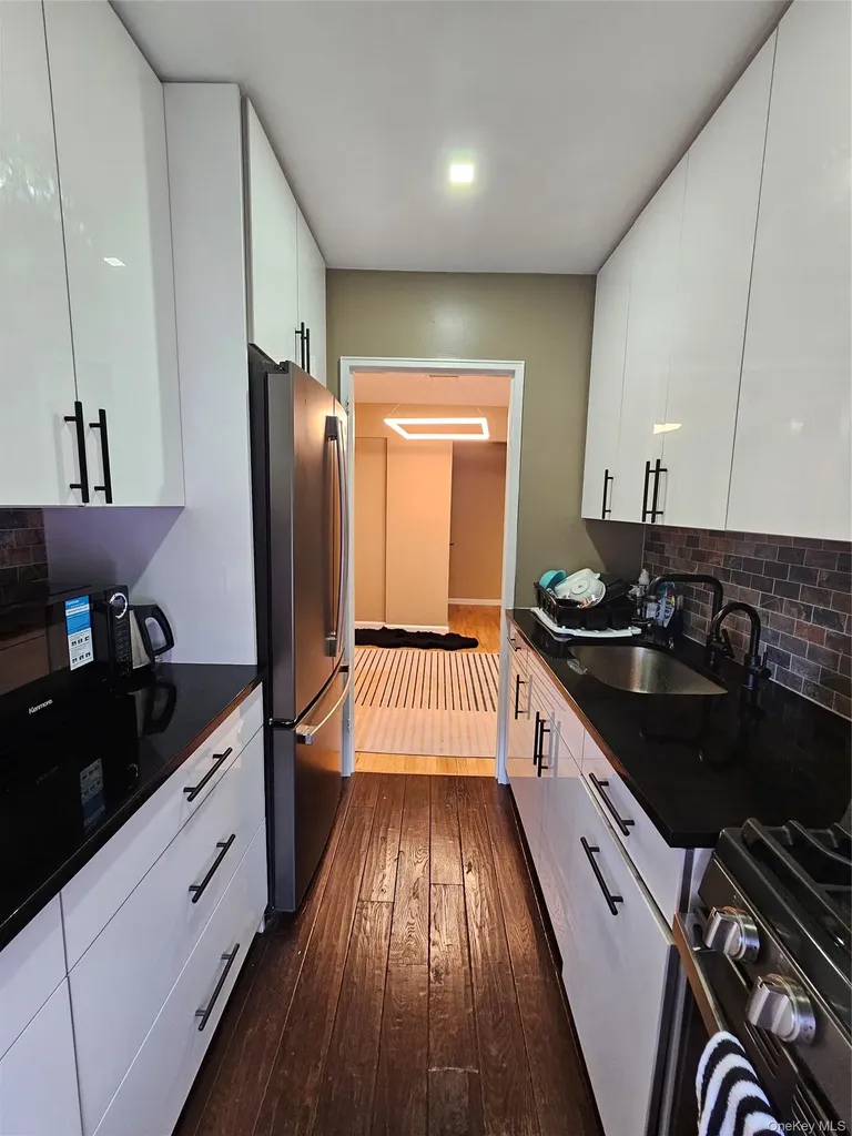 1 Fisher Drive Mount Vernon NY 10552