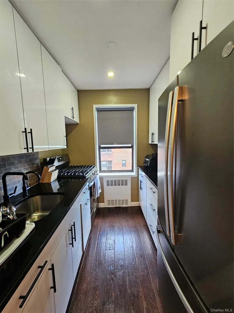 1 Fisher Drive Mount Vernon NY 10552