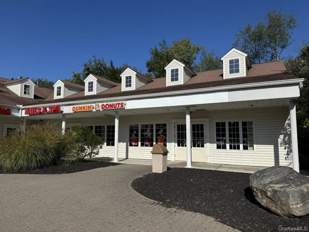 1859 E. Main E Mohegan Lake NY 10547