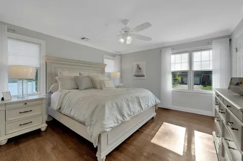 144 Thornbury Road E Scarsdale NY 10583