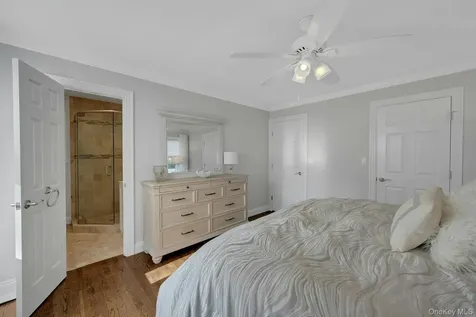 144 Thornbury Road E Scarsdale NY 10583
