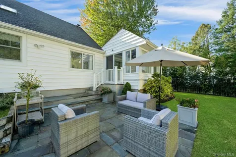 144 Thornbury Road E Scarsdale NY 10583