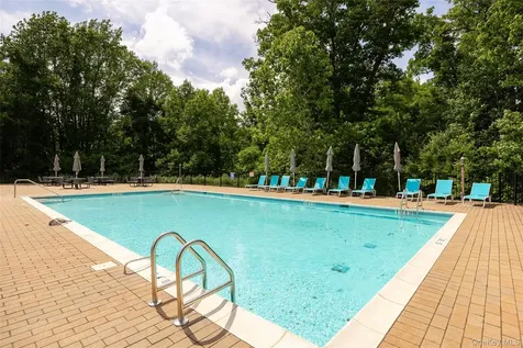 320 Hudson View Terrace Hyde Park NY 12538