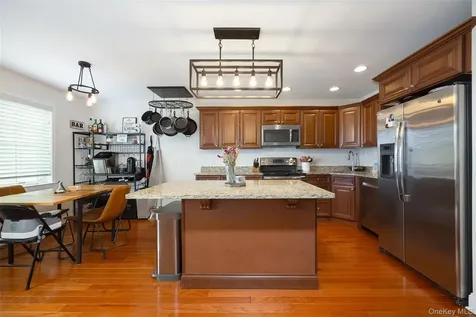320 Hudson View Terrace Hyde Park NY 12538