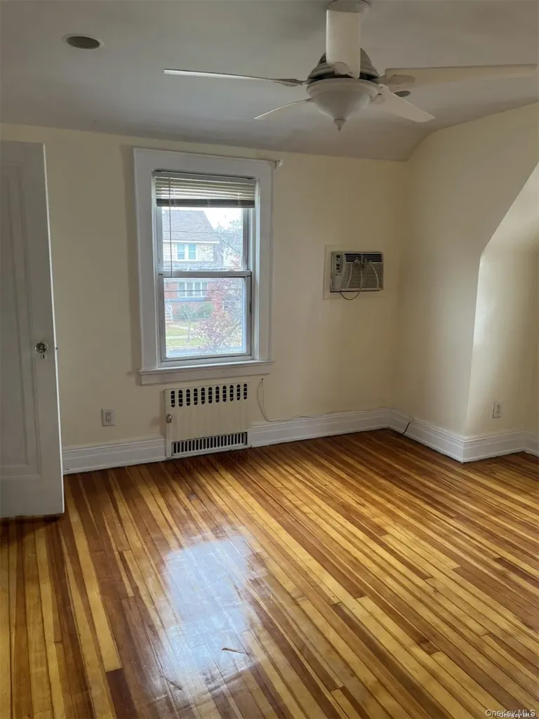 203 Rockaway Parkway Valley Stream NY 11580