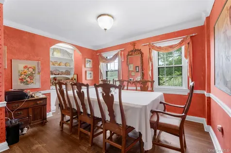 68 Woodbine Avenue Larchmont NY 10538