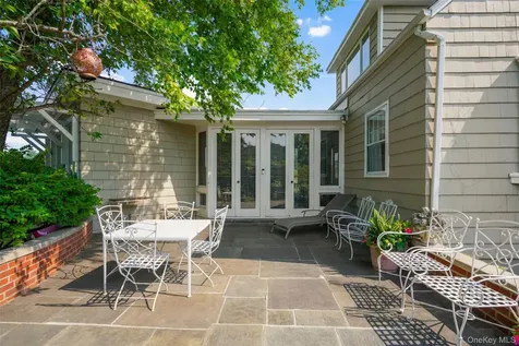 68 Woodbine Avenue Larchmont NY 10538
