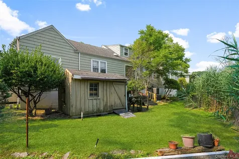68 Woodbine Avenue Larchmont NY 10538