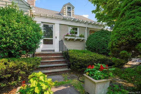 68 Woodbine Avenue Larchmont NY 10538