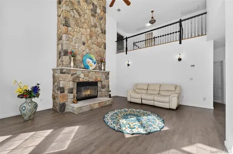24 Northgate Goshen NY 10924