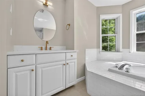 24 Northgate Goshen NY 10924