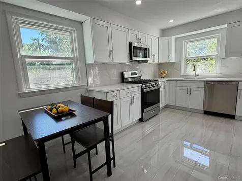 28 Quaspeak Road Congers NY 10920