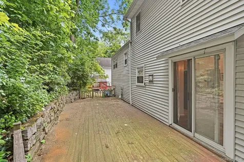 100 Pembrook Drive Yonkers NY 10710