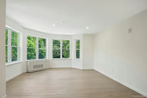 314 Sutton Drive Mount Kisco NY 10549