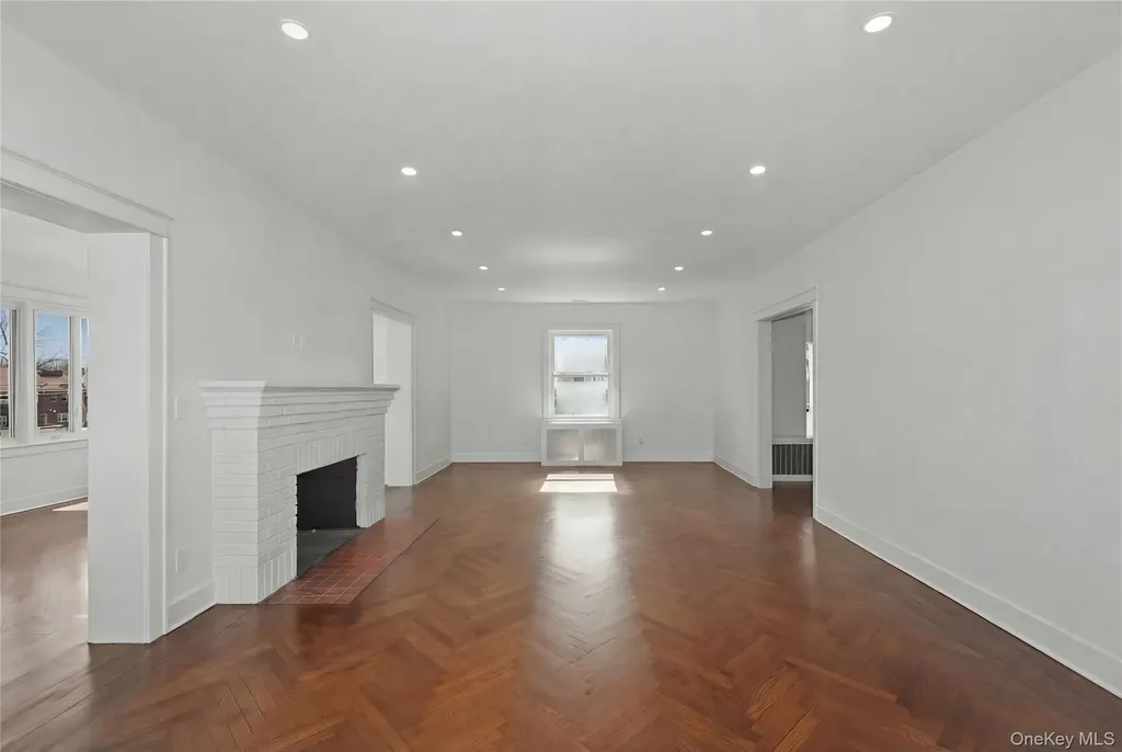 55 Stuyvesant Plaza Mount Vernon NY 10552