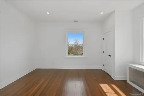 55 Stuyvesant Plaza Mount Vernon NY 10552