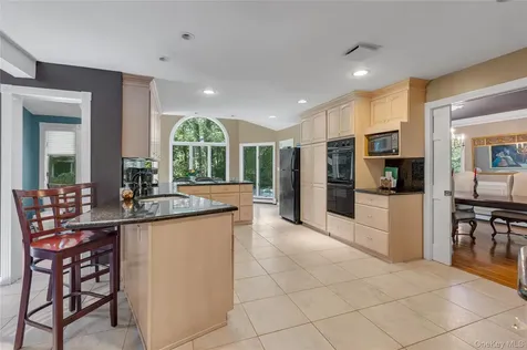 21 Martha Court Centerport NY 11721