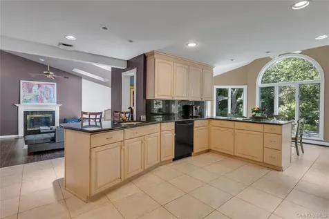 21 Martha Court Centerport NY 11721